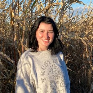 Meet your Posher, Kiana